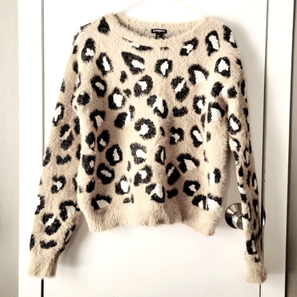 Express Fuzzy Leopard Print Sweater